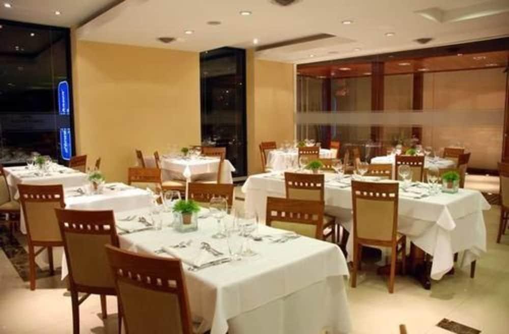 Howard Johnson Villa Maria Hotel Y Casino Kültér fotó