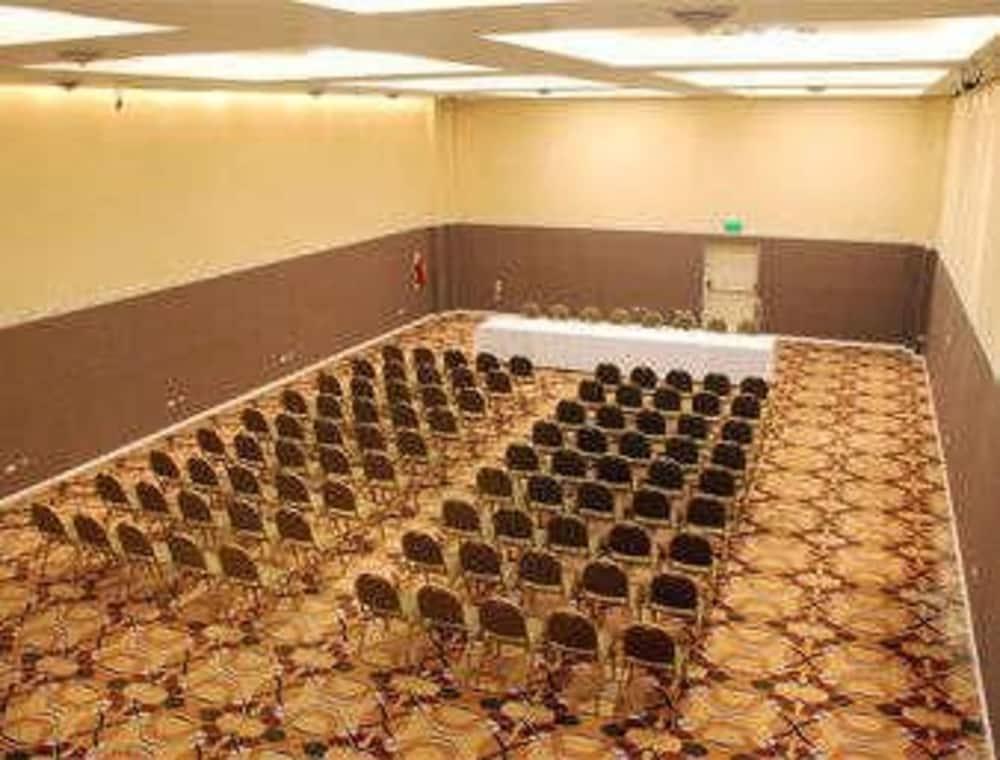Howard Johnson Villa Maria Hotel Y Casino Üzleti fotó